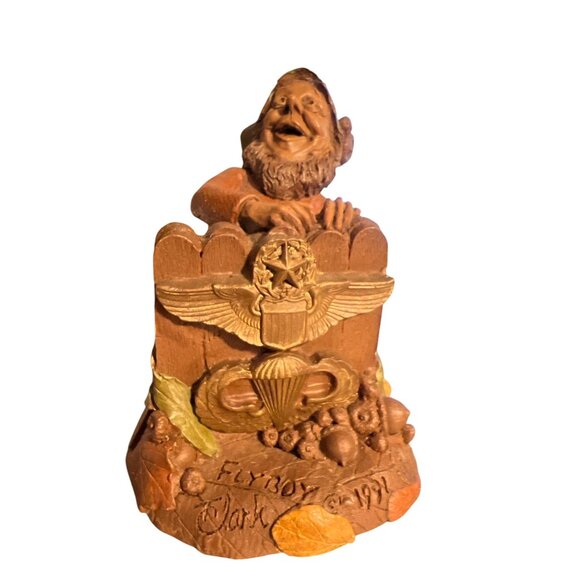 Vintage 2 Tom Clark Gnome Figurines Flyboy GI Army 1991 Pecan Resign Estate 4.75 - Picture 2 of 10